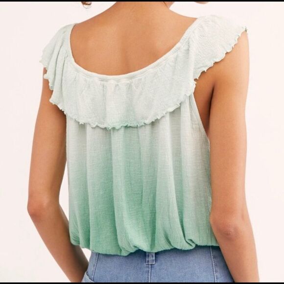 NWOT Free People Off The Shoulder Top Size XS. - Picture 2 of 7
